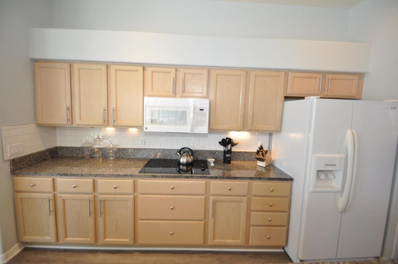 Sunset Bay Beautiful Pool Home - Bring Your Boat Or Jet Ski - Canal With Dock- Sleeps 10 - 4 Bd Палм Коуст Екстериор снимка